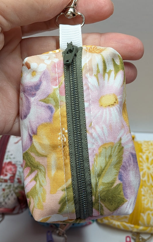 Itty Bitty Boxy Bag Keychain Clip